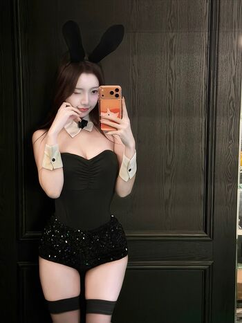 1Arissa_ Larissa