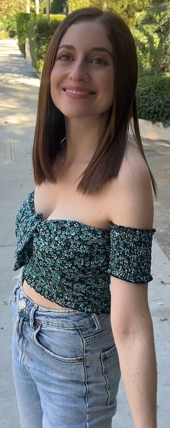 Angela Petruzziello