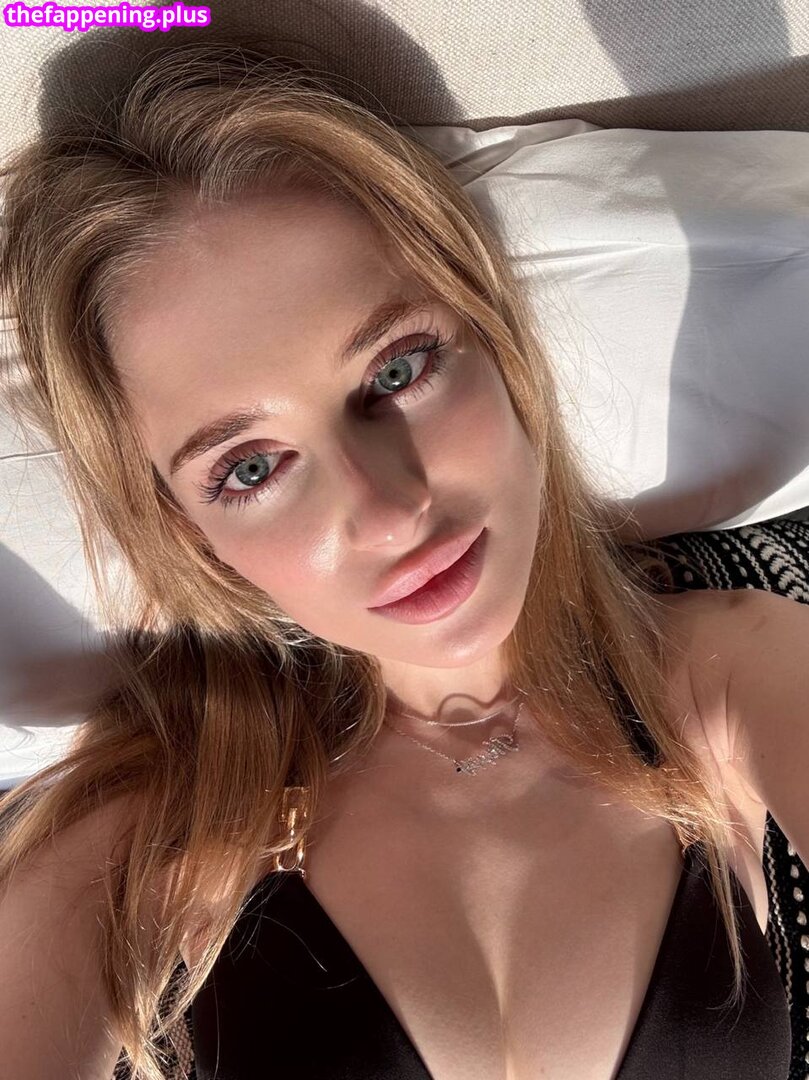 Blondinka Drive Angelina