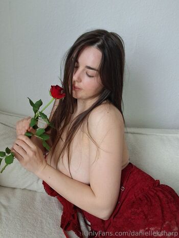 danielleksharp