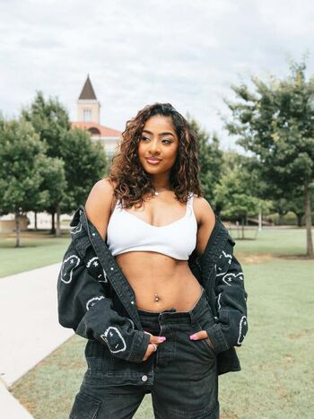 Deja Kelly