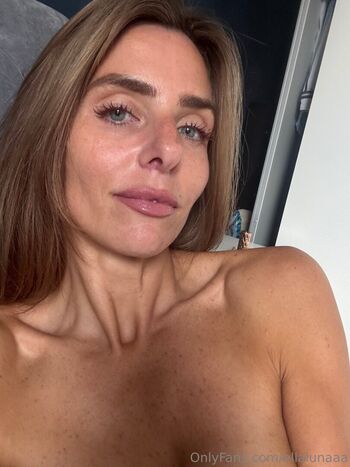 Ella Luna