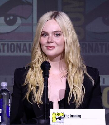 Elle Fanning