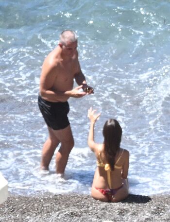 Emily Ratajkowski