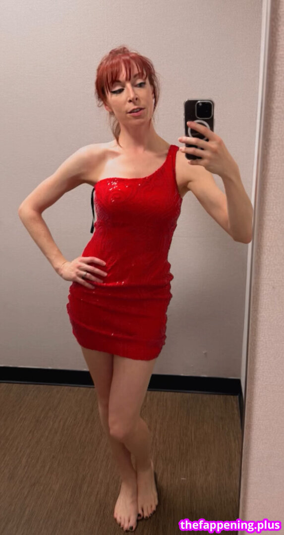 Lisa Foiles