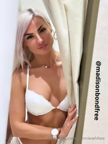 minniewhitee