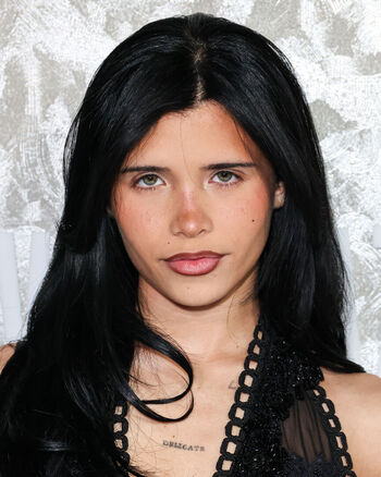 Nessa Barrett