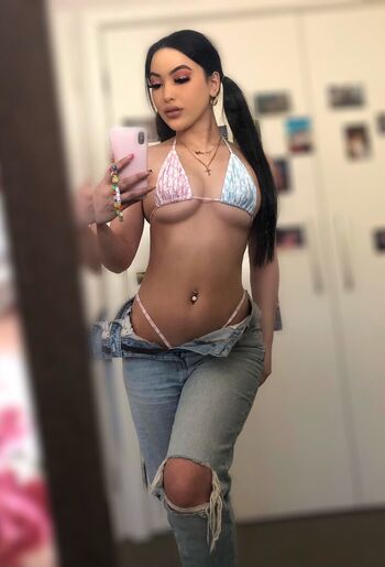 onlymamixo