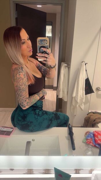 SweetKhaos33