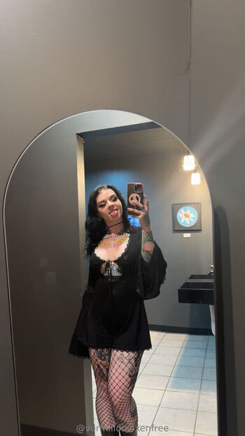 vermilionvixenfree
