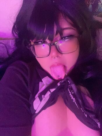 xxolyvxx